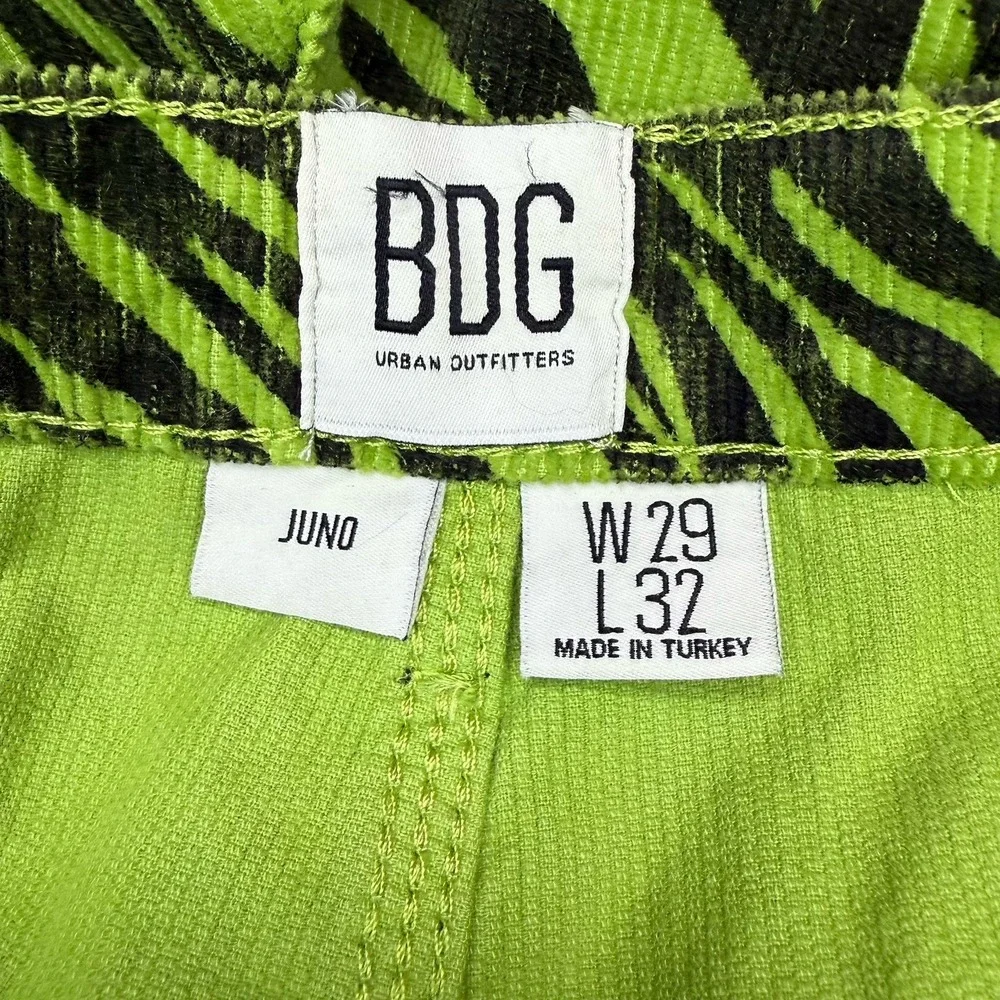 BDG Wide Leg Urban Outfitters Corduroy Pants 29 x 32 Juno Green Zebra Carpenter